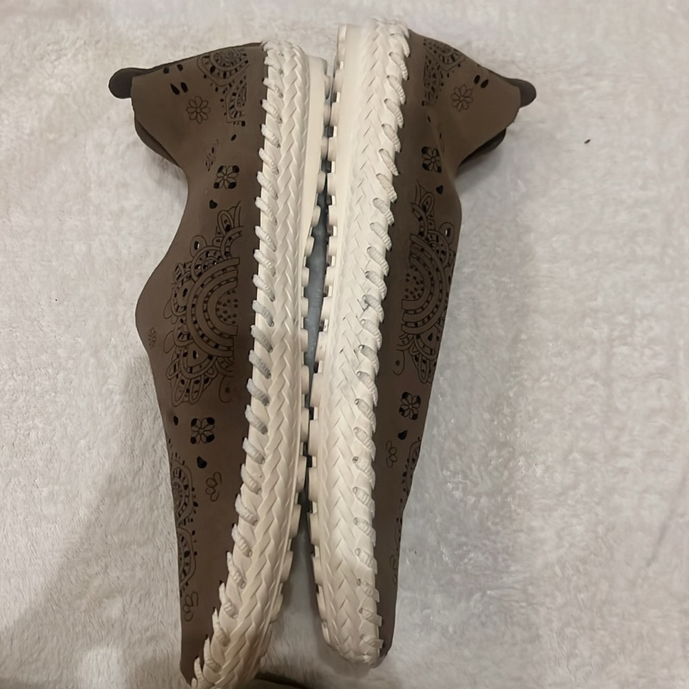Bernie Mev New York Nubuck brown laser cut slip on moccasins 40/US 9 - Picture 5 of 10